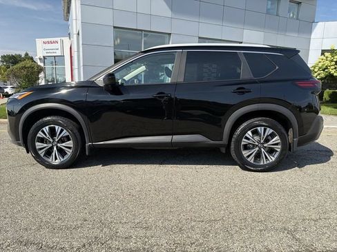 Certified 2023 Nissan Rogue SV w/ SV Premium B Package AWD/4WD image 5