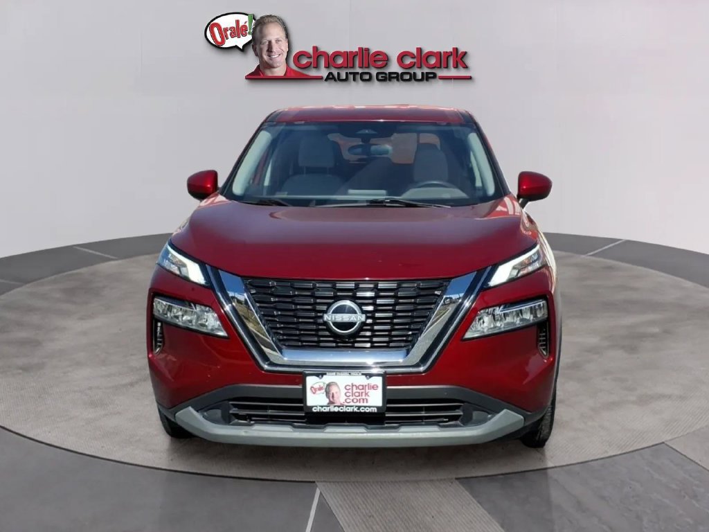 Used 2023 Nissan Rogue SV FWD image 8
