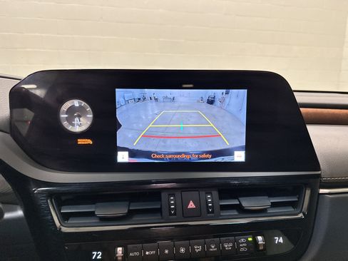 Certified 2023 Lexus ES 350 w/ Premium Package image 25