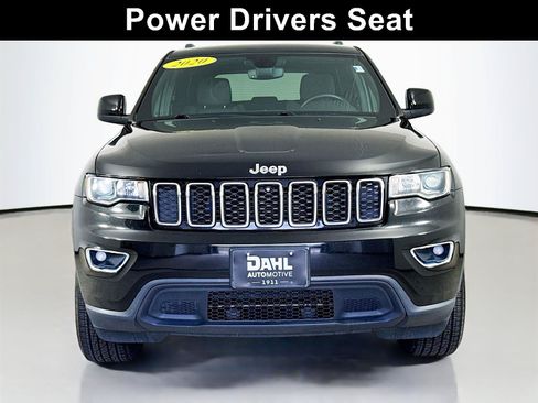 Used 2020 Jeep Grand Cherokee Laredo w/ 18" Wheel & 8.4" Radio Group AWD/4WD image 3
