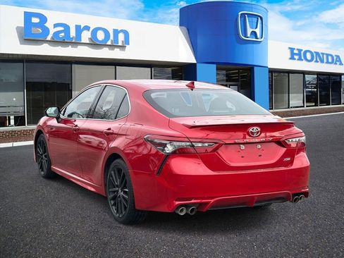 Used 2023 Toyota Camry XSE FWD image 4