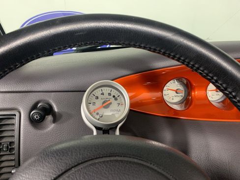 Used 2001 Chrysler Prowler image 24