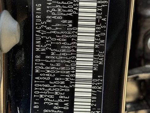 Certified 2026 Toyota Corolla LE image 30