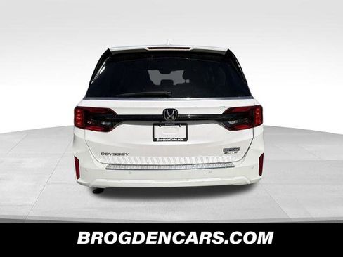 New 2025 Honda Odyssey Elite image 7