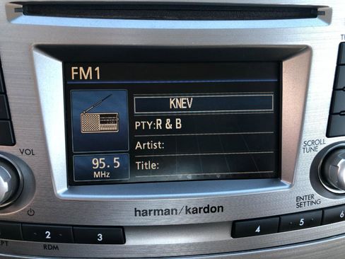 Used 2014 Subaru Legacy 2.5i Limited image 18