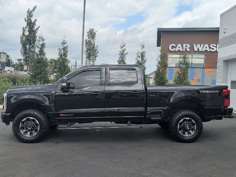 Certified 2024 Ford F250 Lariat w/ Lariat Ultimate Package AWD/4WD image 3