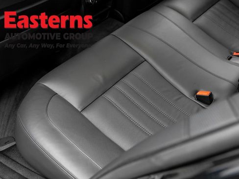 Used 2015 BMW M5 RWD image 35