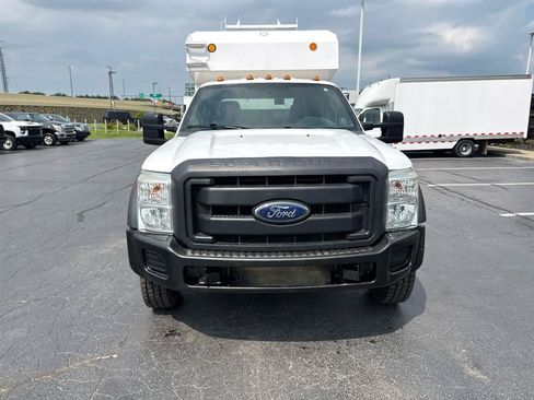 Used 2015 Ford F550 4x4 Crew Cab Super Duty image 3