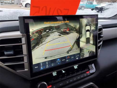 Used 2025 Toyota Tundra Limited image 33