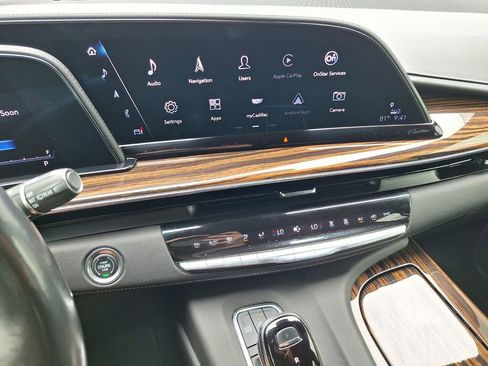 Used 2023 Cadillac Escalade ESV Luxury RWD image 13