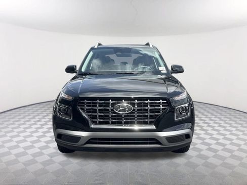 New 2026 Hyundai Venue SEL FWD image 2