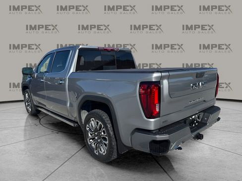 Used 2023 GMC Sierra 1500 Denali Ultimate AWD/4WD image 3