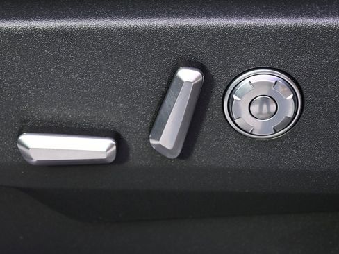 New 2025 Lincoln Navigator L Reserve w/ Jet Appearance Package image 14