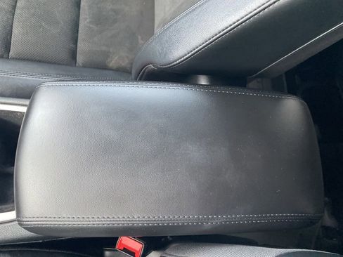 Used 2021 Jeep Grand Cherokee Laredo X image 30