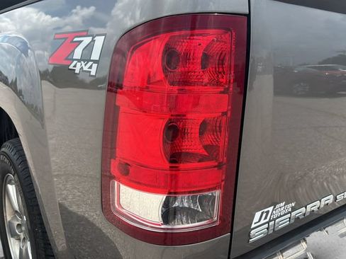 Used 2013 GMC Sierra 1500 SLT w/ SLT Convenience Package AWD/4WD image 26