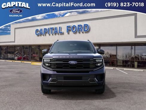 New 2027 Ford Expedition Platinum AWD/4WD image 3