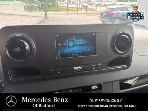 Used 2024 Mercedes-Benz Sprinter 2500 image 14