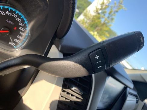 Used 2019 GMC Yukon Denali w/ Denali Ultimate Package AWD/4WD image 24