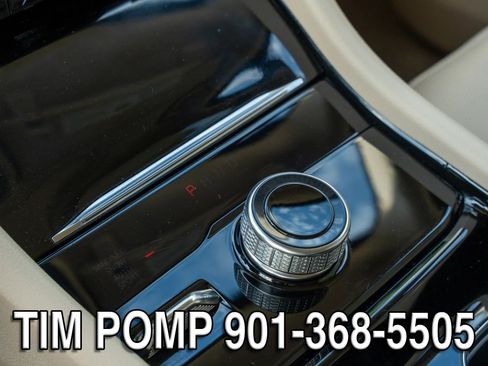 Used 2022 Jeep Grand Cherokee Limited w/ Luxury Tech Group II AWD/4WD image 30