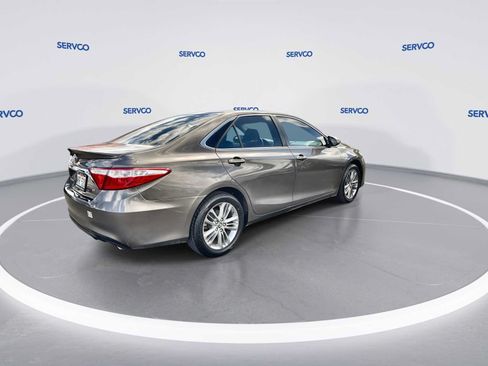 Used 2016 Toyota Camry SE FWD image 8