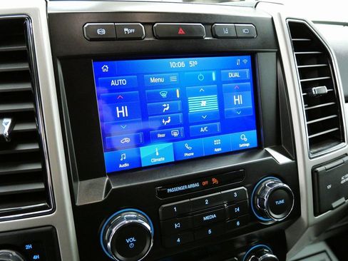 Used 2020 Ford F350 Lariat image 33