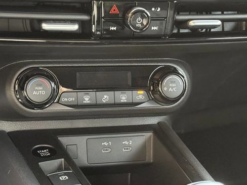 New 2026 Nissan Kicks SV FWD image 10