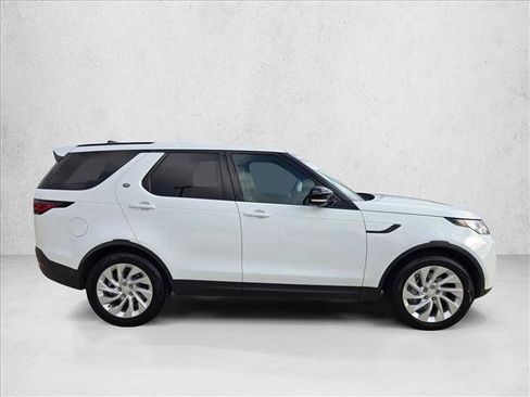 Certified 2025 Land Rover Discovery S AWD/4WD image 4