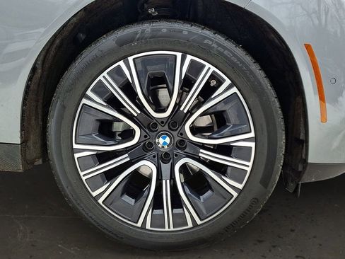 Used 2025 BMW X3 xDrive30i w/ Premium Package image 9