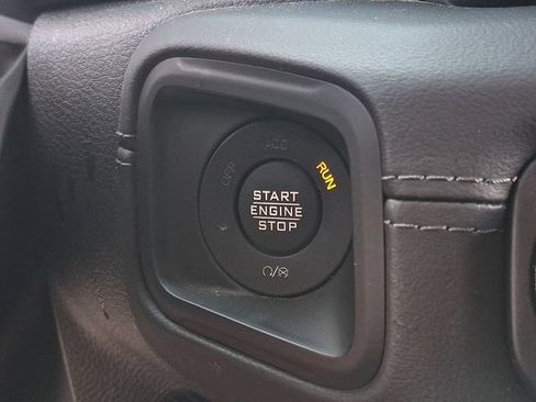 Used 2026 Jeep Wrangler Unlimited Rubicon AWD/4WD image 25