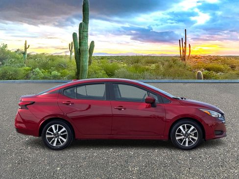 Certified 2025 Nissan Versa SV image 6