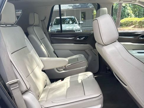Used 2023 GMC Yukon Denali AWD/4WD image 15