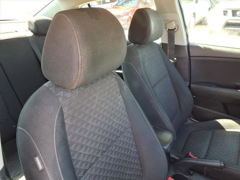 Used 2018 Kia Rio S image 15