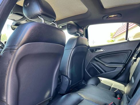 Used 2016 Mercedes-Benz GLA 250 4MATIC image 30