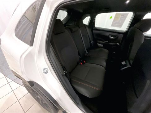 Used 2023 Honda HR-V Sport image 16