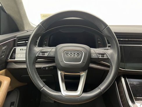Used 2019 Audi Q8 Prestige w/ Luxury Package image 17