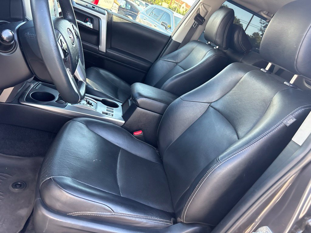 Used 2022 Toyota 4Runner Limited RWD image 17