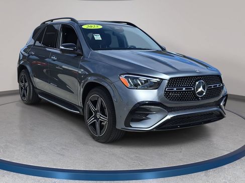 Used 2025 Mercedes-Benz GLE 450e 4MATIC image 4