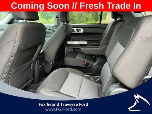 Certified 2023 Ford Explorer XLT w/ Class IV Trailer Tow Package AWD/4WD image 4