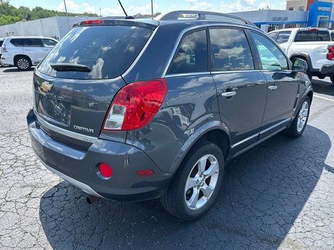 Used 2013 Chevrolet Captiva Sport LTZ FWD image 5