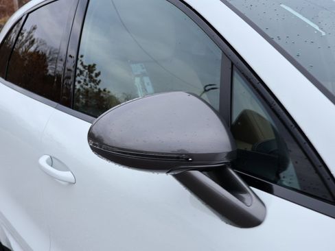 New 2026 Porsche Macan image 15