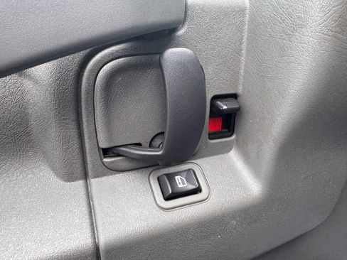 Used 2021 Chevrolet Express 2500 w/ Driver Convenience Package image 13