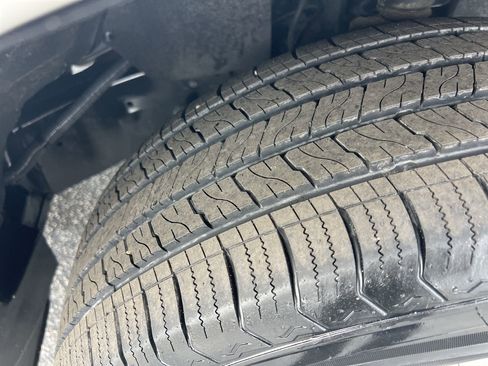 Used 2013 Toyota Tundra Limited image 12