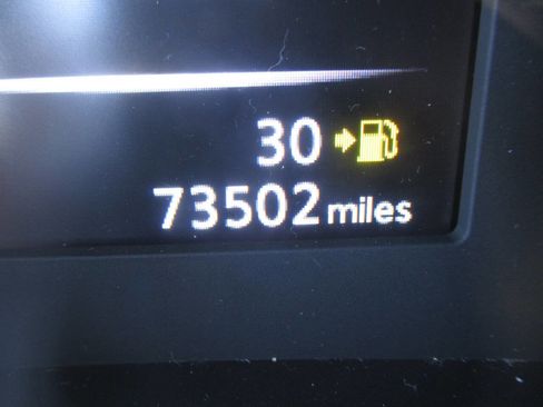 Used 2017 Nissan Rogue Sport SV AWD/4WD image 26
