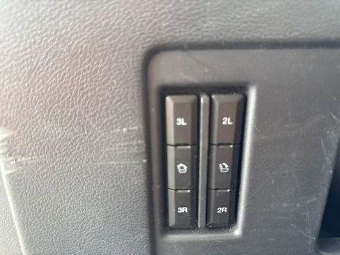 Used 2024 Ford Expedition Limited image 50