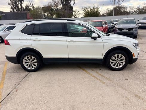 Used 2018 Volkswagen Tiguan SE image 6