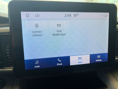 Used 2023 Ford Explorer XLT w/ Equipment Group 202A RWD image 14