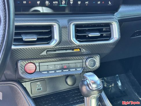 Used 2024 Ford Mustang GT Premium RWD image 27