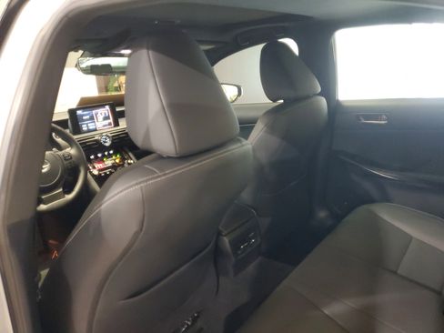 Certified 2023 Lexus IS 300 w/ Comfort Package image 11