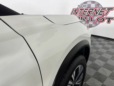 Used 2023 Nissan Rogue SV w/ SV Premium B Package AWD/4WD image 32