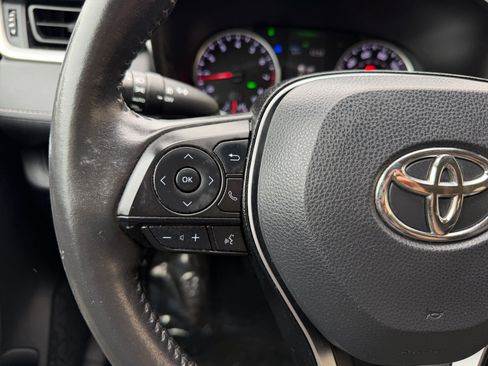 Used 2019 Toyota RAV4 XLE w/ Convenience Package AWD/4WD image 40
